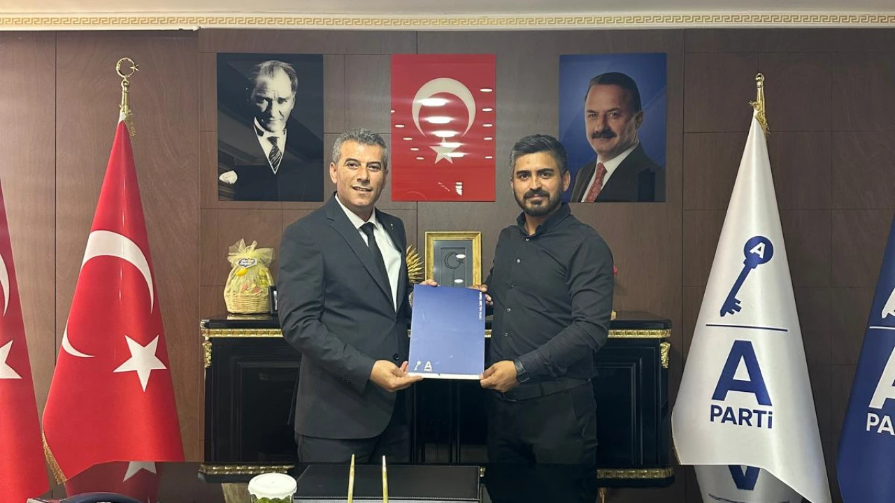 Anahtar Parti Kumluca İl&ccedil;e Başkanlığına Metin Hindioğlu atandı