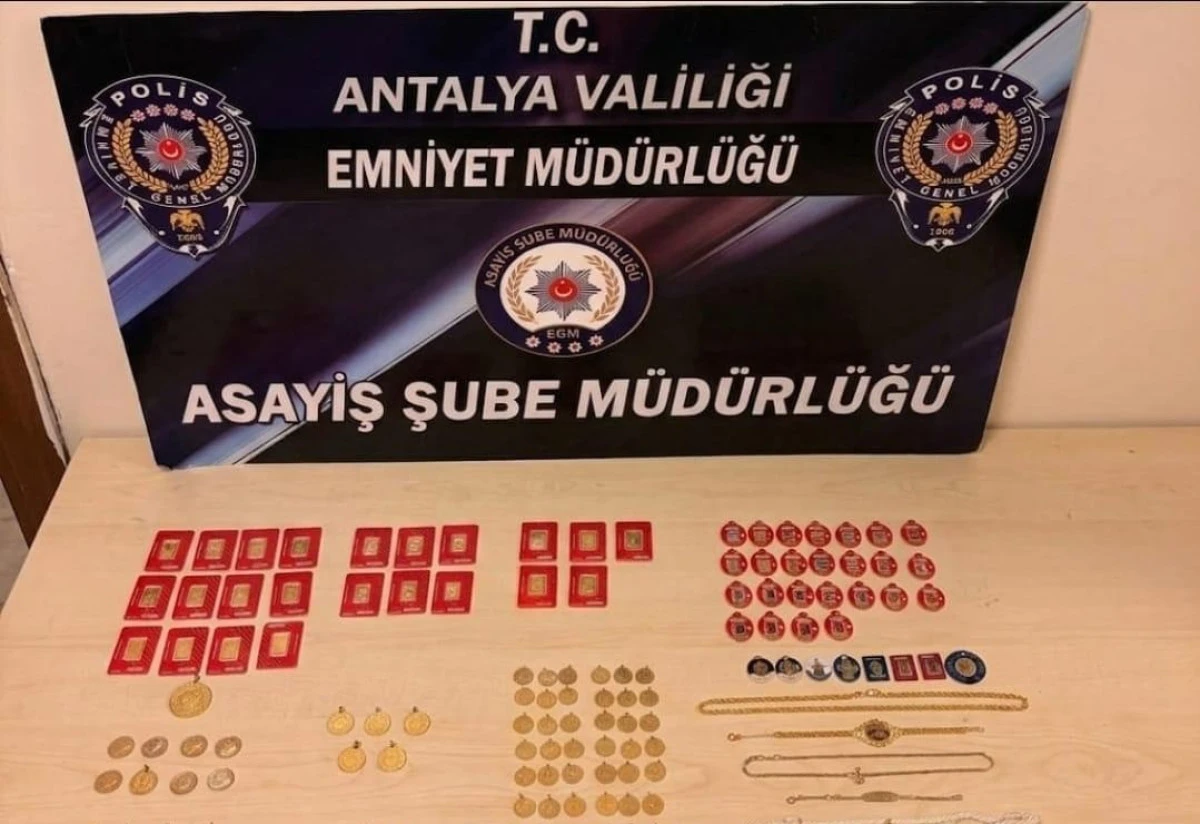 Antalya&rsquo;da komiser yalanıyla 3 milyonluk vurgun
