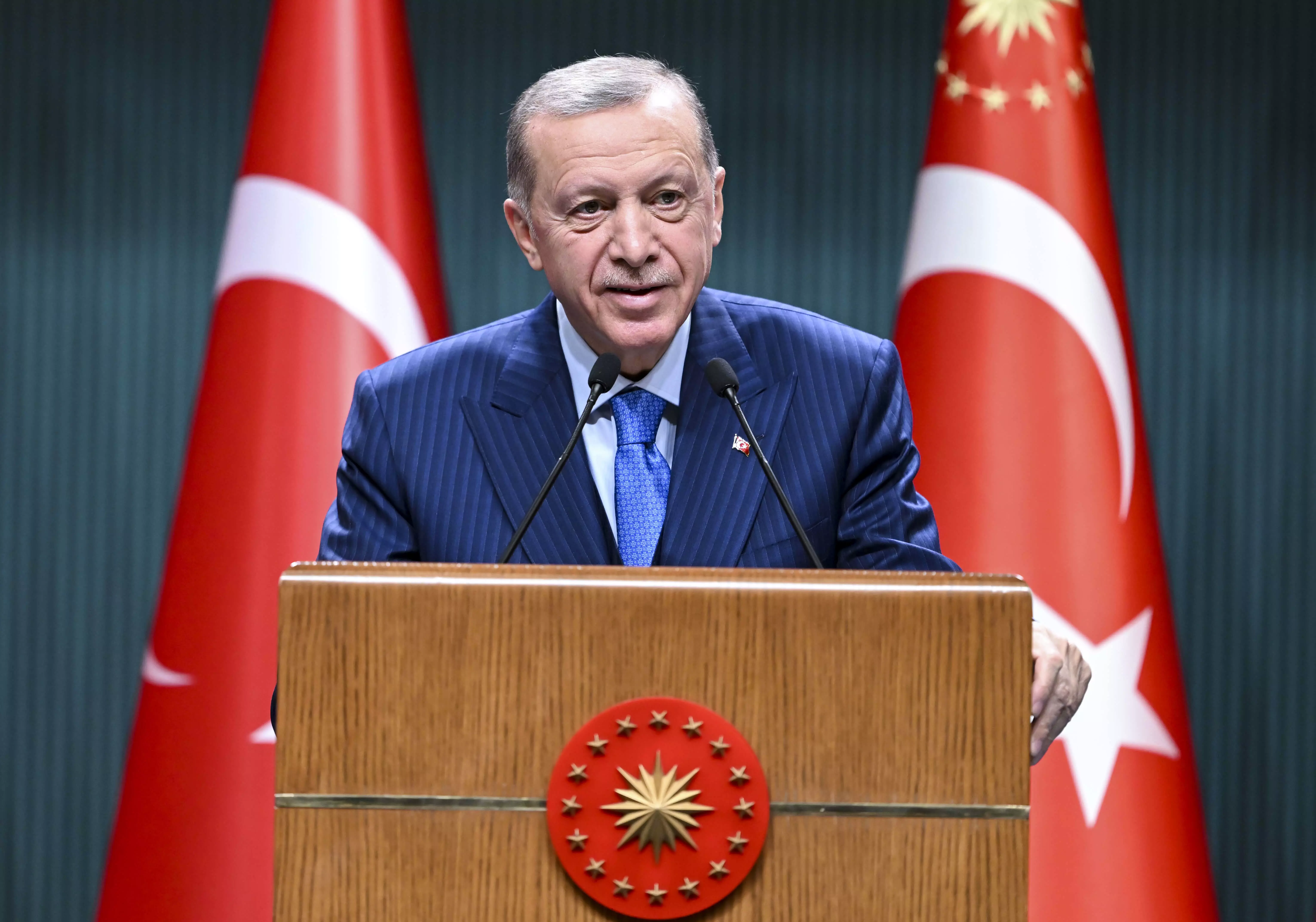 Cumhurbaşkanı Erdoğan&rsquo;dan dikkat &ccedil;eken atamalar! &Ccedil;ok sayıda isim g&ouml;revden alındı