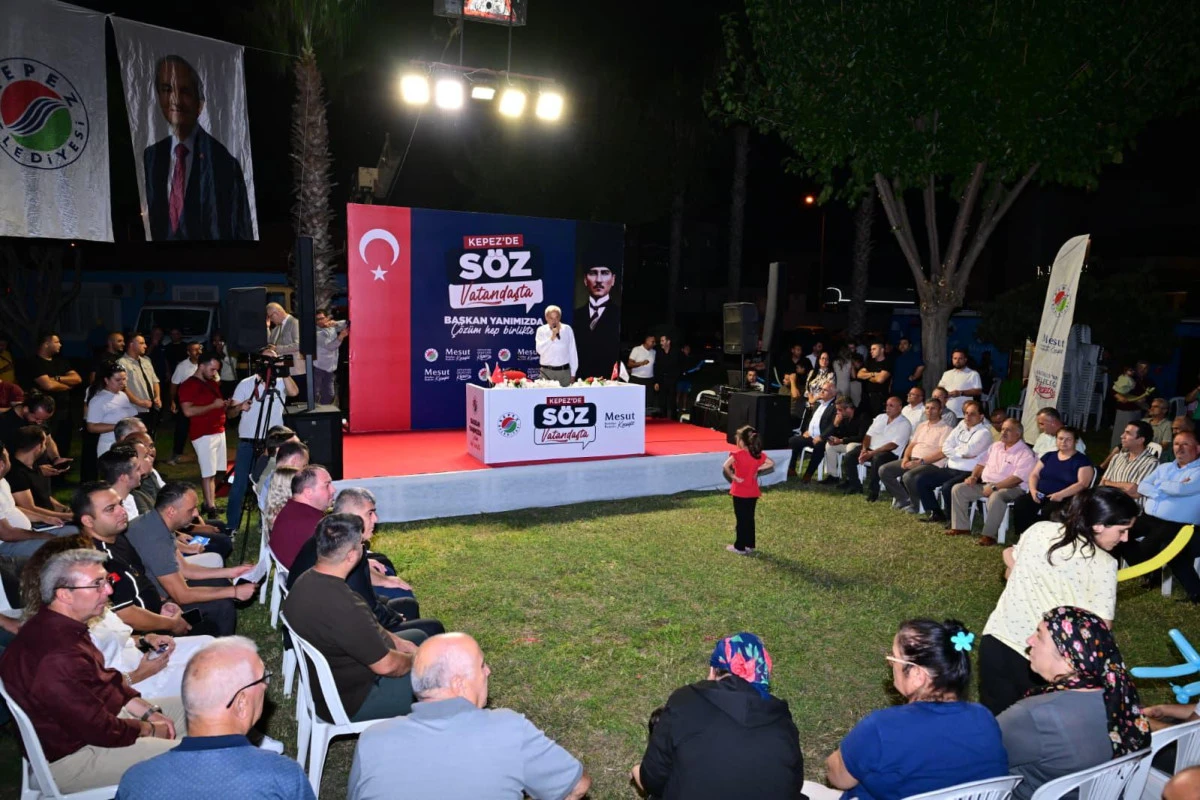 Kepez Belediye Başkanı Kocag&ouml;z, vatandaşları dinledi