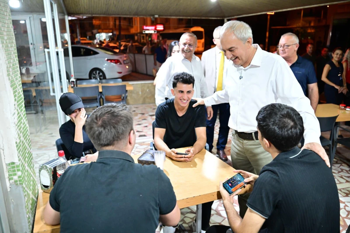 Kepez Belediye Başkanı Kocag&ouml;z'&uuml;n esnafla 'Temiz Kepez' buluşması