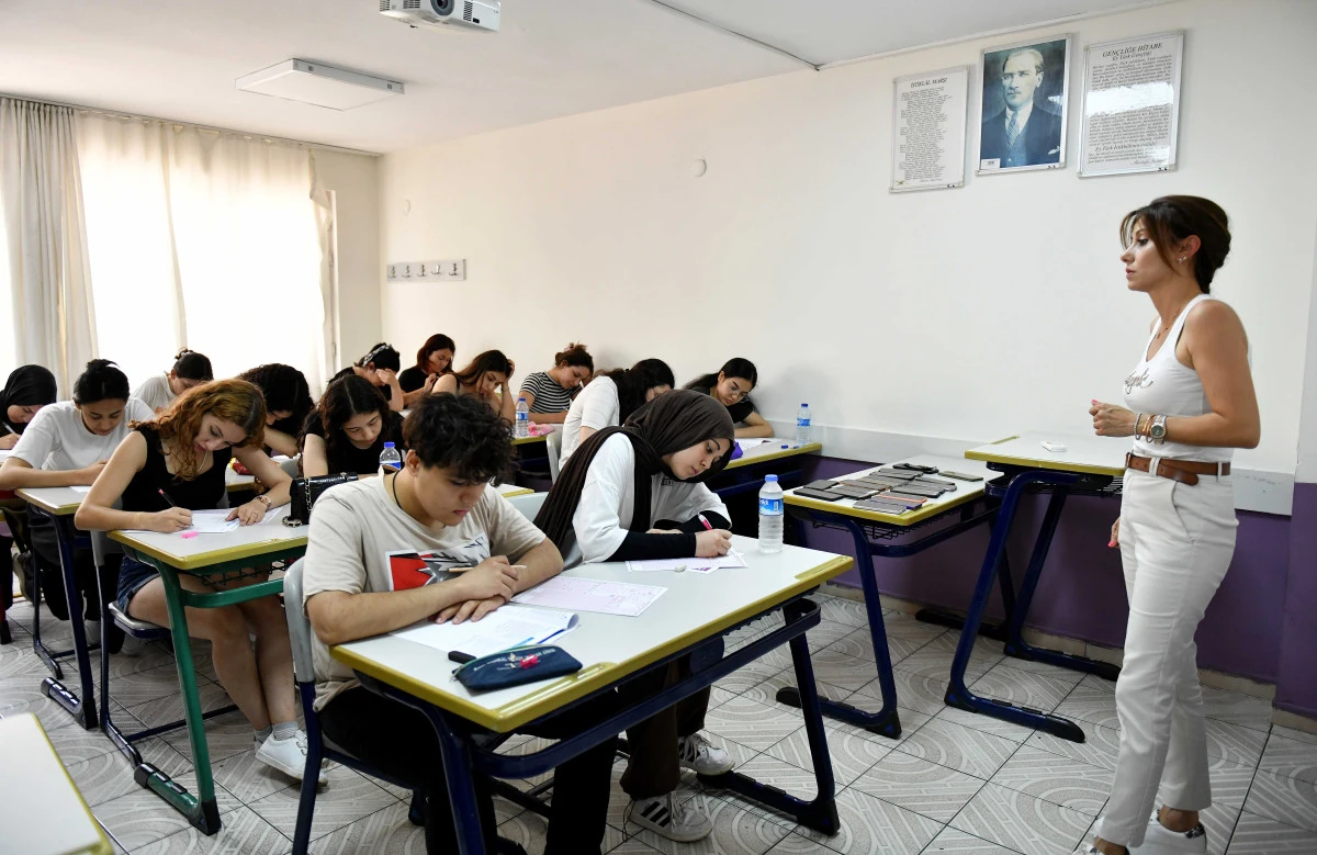 Muratpaşa'da YKS'de b&uuml;y&uuml;k başarı! MURGEM YKS başarısını artırdı 